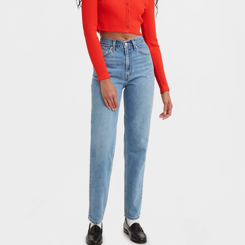 Levi’s 80s mom jeans size 32
